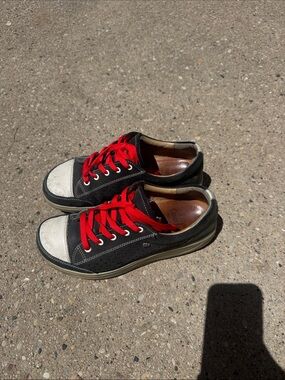Finn Comfort Black and White w/ Red long laces. Sz 8 or 5 1/2 Women's Sneakers